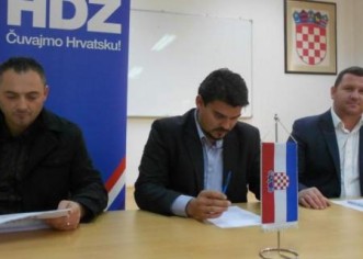 Porečki HDZ: Smanjite plaće zaposlenika za 15 posto