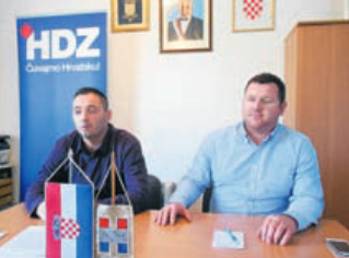 Porečki HDZ kritizira zaduženje Grada