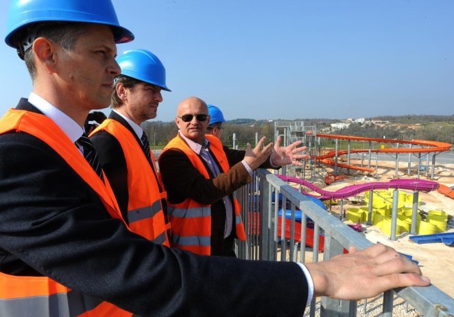 Ministar turizma obišao gradilište Aquacolorsa