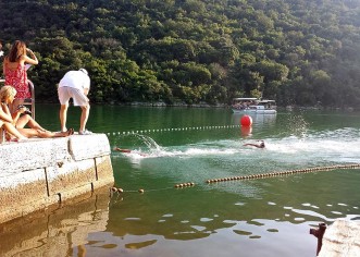 Povodom Lovrečeve u Limskom kanalu održan 10. plivački maraton i mini-maraton