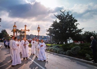 Svečano proslavljen blagdan porečkog zaštitnika Sv. Maura – nakon 80 godina na ulicama ponovno procesija s relikvijama