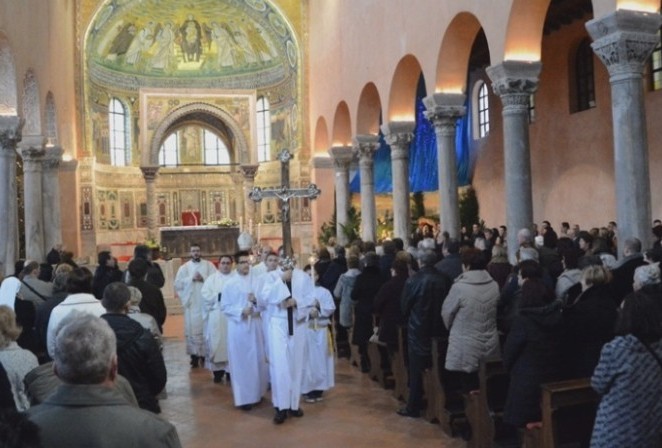 U porečkoj bazilici održana božićna misa rođenja Isusovog