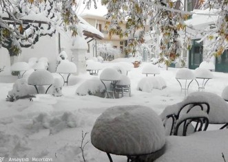 Polarni udar stigao na istočni Mediteran, snijeg padao i na Santoriniju!