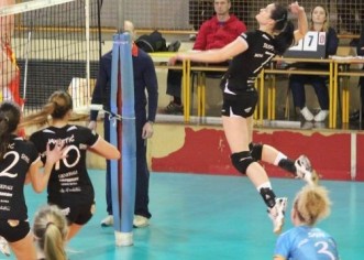 Odbojka: Porečanke suvereno trokorakom preko Vukovarki – ŽOK POREČ-ŽOK VUKOVAR 3:0 (28:26, 25:21, 25:7)
