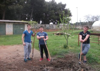 Zelena čistka – ‘World clean up day’ u srednjoj školi Mate Balote