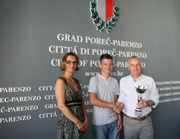 Gradonačelnik Erbezza nagradio porečke harmonikaše