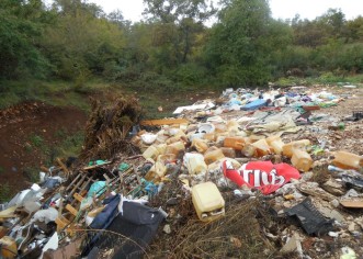 Divlje odlagalište kod Krunčića na vrhu Limske drage