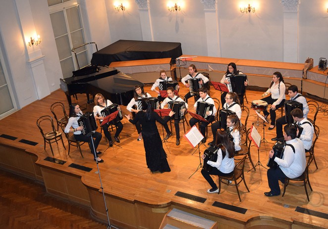 Harmonikaški orkestar Umjetničke škole Poreč nastupao na koncertu u Hrvatskom glazbenom zavodu u Zagrebu