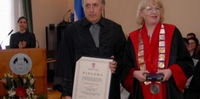Korado Korlević počasni doktor Sveučilišta u Zadru