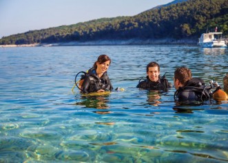 Valamar Riviera donacijskim programom „Volimo Jadransko more“ pomaže akcije čišćenja plaža i podmorja