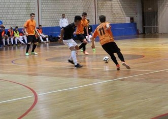Učenice Sportske gimnazije Zagreb plasirale su se u polufinale Svjetskog srednjoškolskog prvenstva u malom nogometu što se u organizaciji HŠSS-a do subote održava u Poreču