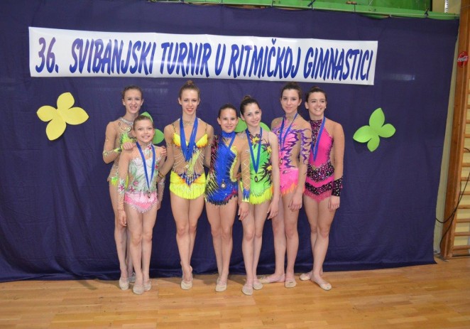 Sedam porečkih ritmičkih gimnastičarki osvojilo 9 medalja !