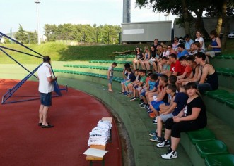 KOŠARKAŠKI KLUB POREČ ZA KRAJ USPJEŠNE SEZONE ORGANIZIRAO DRUŽENJE DJECE, RODITELJA, TRENERA I UPRAVE