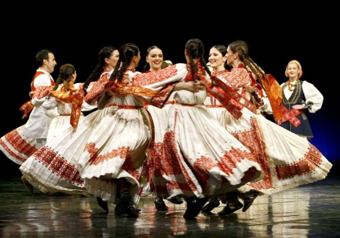 Nastup plesnog koncert Ansambla „Lado“ večeras u Poreču