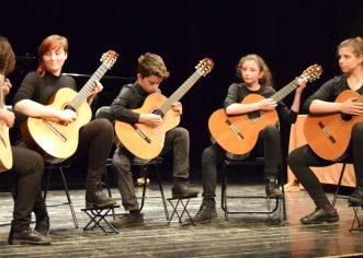 8. međunarodno gitarističko i violinističko natjecanje „Poreč Fest“  od 17. – 19. veljače 2017. godine