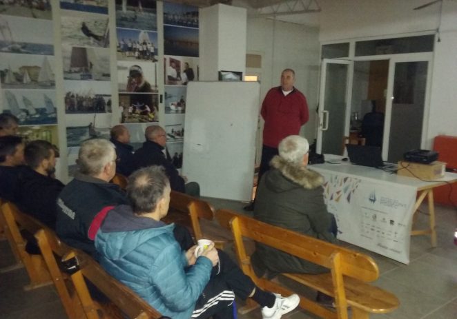 Zanimljivo i poučno predavanje o podmornicama i podmorničarima održano je jučer u prostorijama JK Horizont