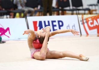 Porečke ritmičarke, Gesa Ramadani i Laura Božić osvojile medalje u Zagrebu