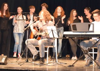 U utorak, 18. travnja u kazališnoj dvorani koncert “Ponovno zajedno”
