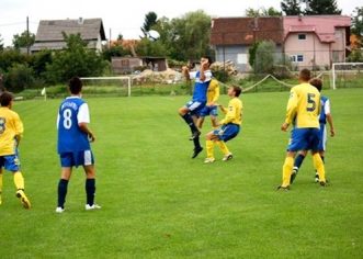 Jadran promovirao Kustošiju NK Kustošija-NK Jadran 5:1 (4:0)