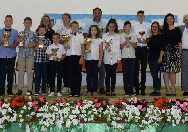 Porečki harmonikaši osvojili 12 prestižnih nagrada i pokala na 26. Međunarodnom festivalu harmonike u Erbezzu  (Italija)