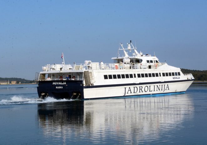 Krenula katamaranska linija iz Pule za Zadar