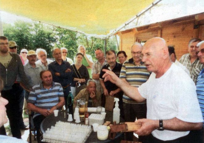 Tradicionalni edukativni susret pčelara iz hrvatske i slovenske Istre u Baderni