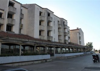Stanovnici Červar Porta traže rušenje ili obnovu starog hotela