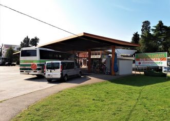 Učenički autobus stalno kasni ili uopće ne dođe do nekih sela