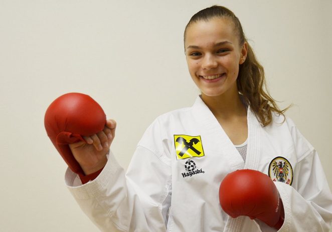 Nekadašnja članica karate kluba Finida, Marina Vuković, nastupa na Svjetskom prvenstvu za kadete