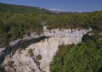 U Roču je održana promocija promotivnog video spota The Giants, na temu slobodnog penjanja u Istri