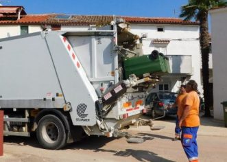 Bez odvoza komunalnog otpada na Božić i Novu godinu