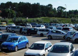Parkiralište kod Osnovne škole otvoreno za sve korisnike od 15.12.2017. do 14.01.2018