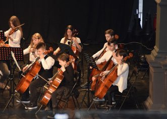 U POREČU ODRŽAN SUSRET PRIJATELJSKIH ORKESTARA GLAZBENIH ŠKOLA