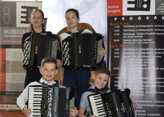Porečki harmonikaši opet briljirali i osvojili prve nagrade na 9. međunarodnom festivalu harmonike Akordeon Art Plus u Istočnom Sarajevu (BIH)