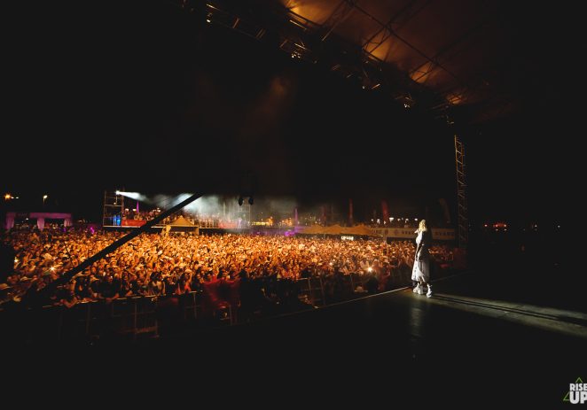 Rita Ora svojim nastupom oduševila publiku na Rise Up festivalu u Poreču