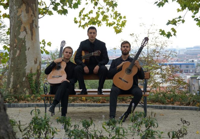 Španjolski zvukovi hrvatskih gitara u Eufrazijani – Mladi hrvatski gitaristički Trio Evocación priprema bogat repertoar