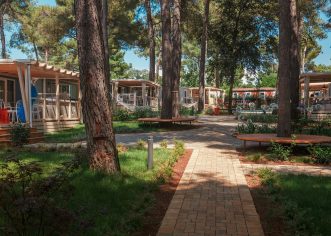 Oznaka ADAC Superplatz za tri Valamarova kampa