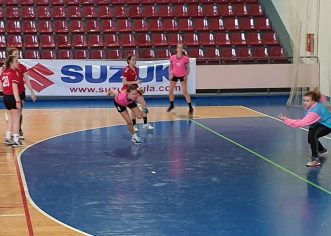 Rukometašice ŽRK Poreč upisale su još jedan poraz u proljetnom dijelu prvenstva, kadetkinje pobijedile