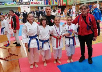 Dobar nastup Karate kluba Finida u Postojni