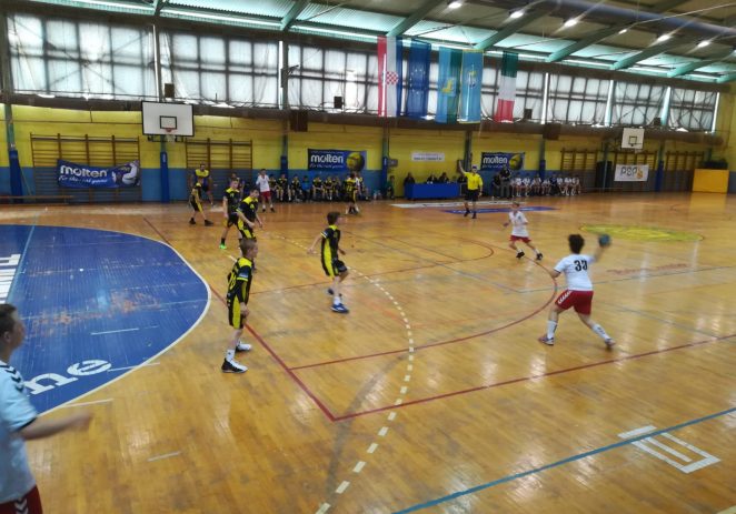 Dječaci Rukometnog kluba Poreč nastavljaju sa dobrim nastupima na završnici 1.HRLDA u Umagu