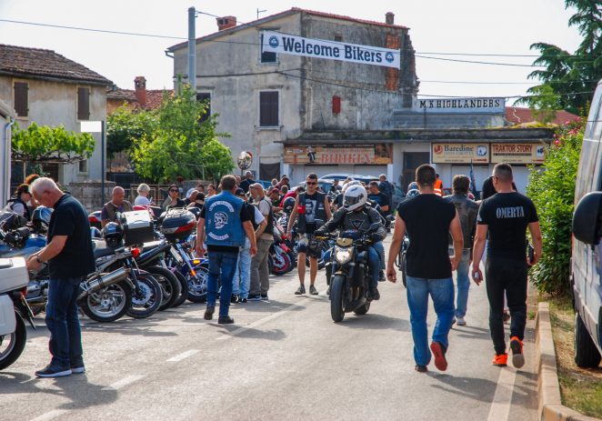 U porečkoj Novoj Vasi bogati program za 14. Bike& Rock Days – defile gradom, trke, koncert Jure Stublića&Filma, Edi Maružin i Banditi