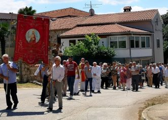 U Labincima svečano proslavljen Sveti Ivan, zaštitnik mjesta