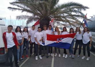 Simon Starić iz jedriličarskog kluba Horizont nastupio s juniorskom reprezentacijom na Europskom prvenstvu