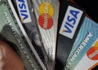 Od danas za sve korisnike kreditnih kartica na snazi nova pravila