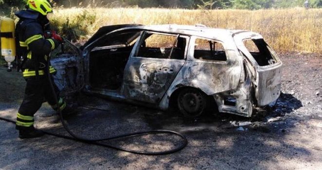 Na Stanciji Vergotini izgorio golf, u Taru u požaru stana jedna osoba zbog udisanja dima prevezena u pulsku bolnicu