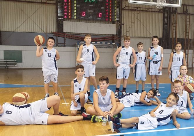 Dječaci Košarkaškog kluba Poreč pobijedili protiv vršnjaka iz Novigrada