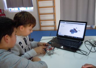 Lego robotika za zimske praznike u DNDu Poreč