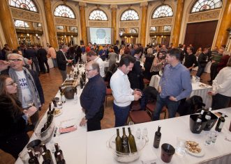 Čak 67 istarskih vinara i više od 750 posjetitelja – na devetom premijernom kušanju mladih malvazija Istre u Zagrebu