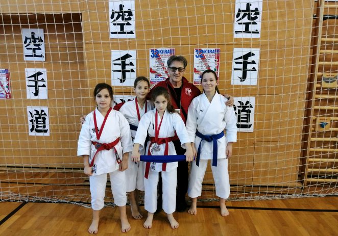 Karate klubu Finida šest medalja iz Ivanić Grada