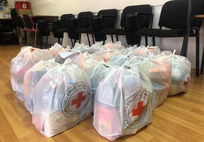 Paketi hrane za 112 obitelji uz pomoć Gradskog Crvenog križa Poreč i vatrogasnih društava Poreštine